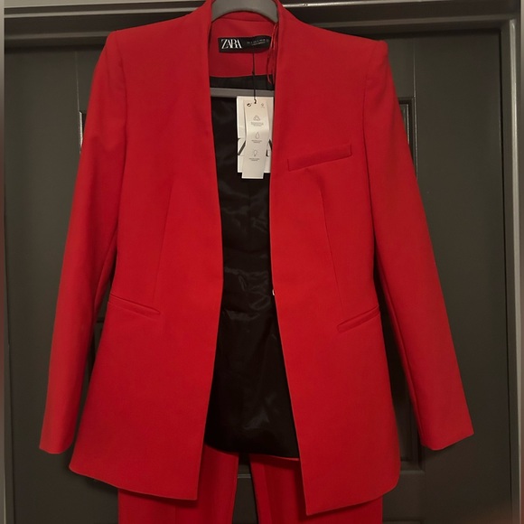 Zara Red Bloggers Favorite Suit never worn in perfect condition - Picture 3 of 14